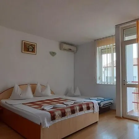 Casa Blanca Din 3* Costineşti