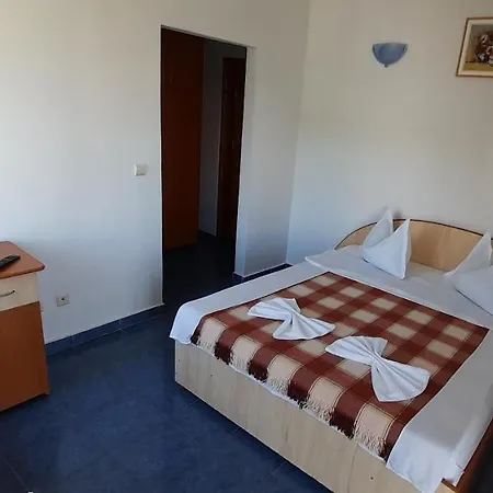 Casa Blanca Din 3* Costineşti