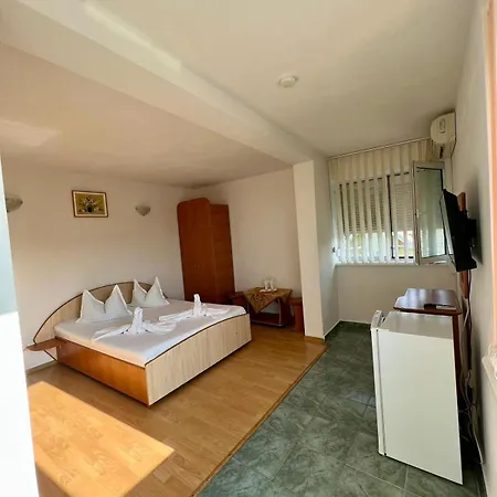 Konukevi Casa Blanca Din 3*