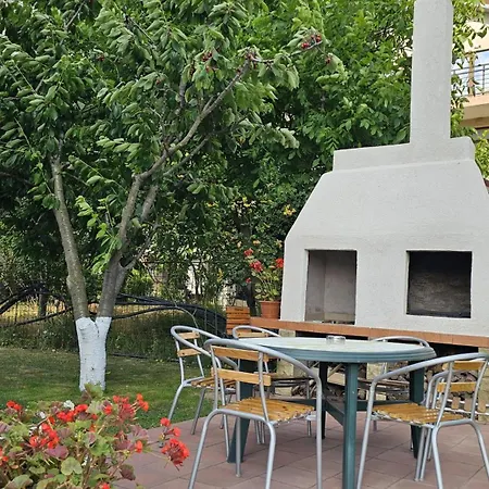 Casa Blanca Din 3* קוסטינסטי