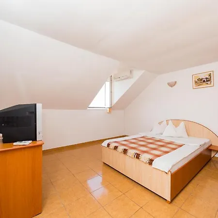 Casa Blanca Din 3* Costineşti