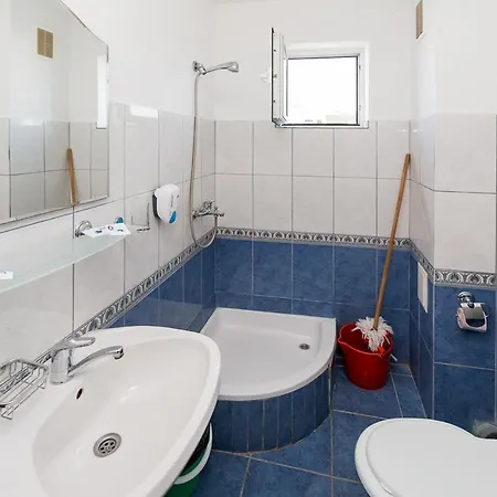 Pensiune Casa Blanca Din