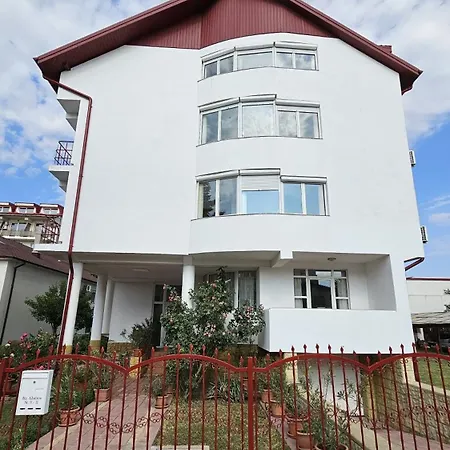 Casa Blanca Din Pensiune