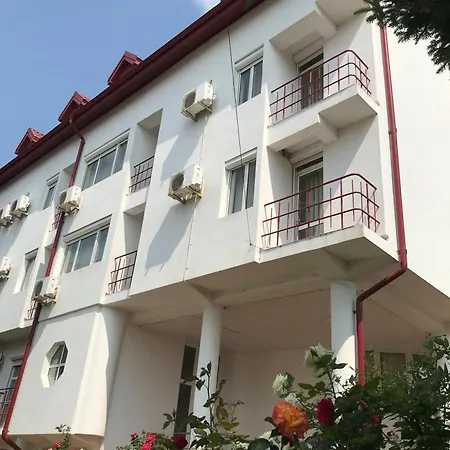 Pensiune Casa Blanca Din