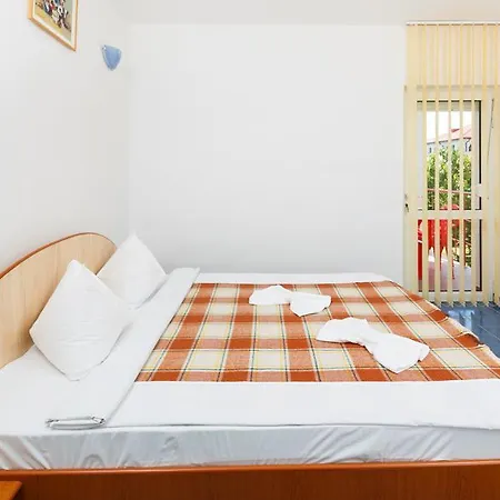 Guest house Casa Blanca Din Costinesti 3*